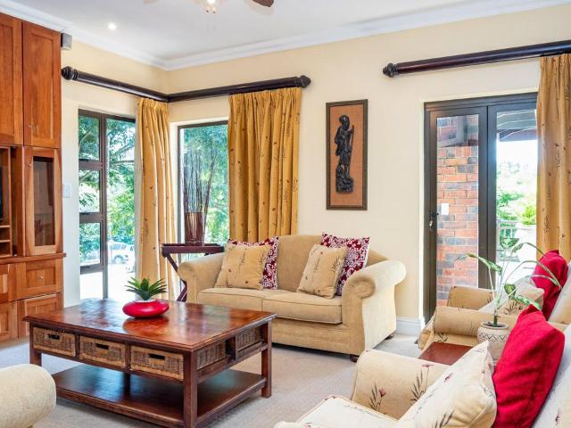 5 Bedroom House For Sale in Selborne Golf Estate