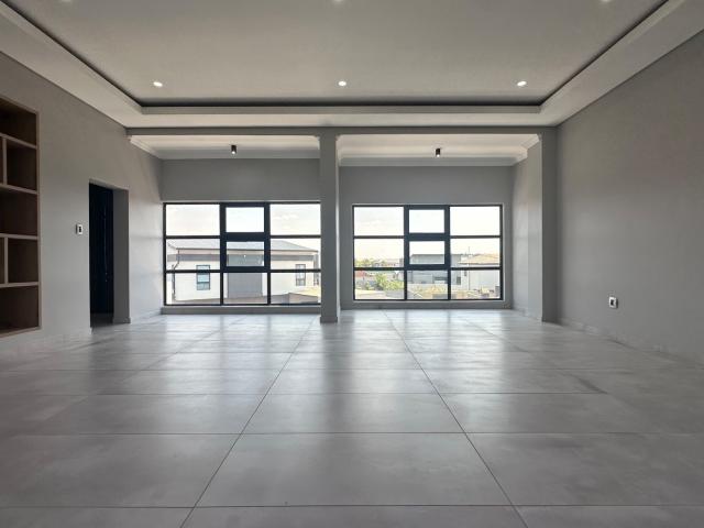 5 Bedroom House For Sale in Six Fountains Residential Estate