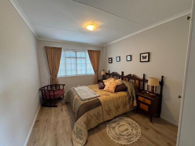 5 Bedroom House For Sale in Stilbaai Wes