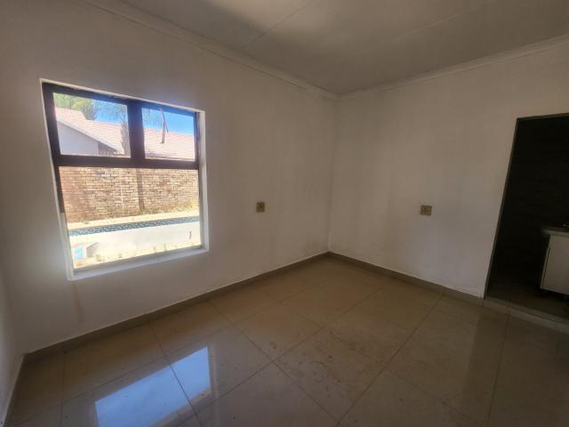 5 Bedroom House For Sale in Stilfontein