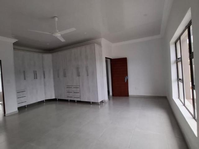 5 Bedroom house for sale in Stonehenge Ext 5, Nelspruit