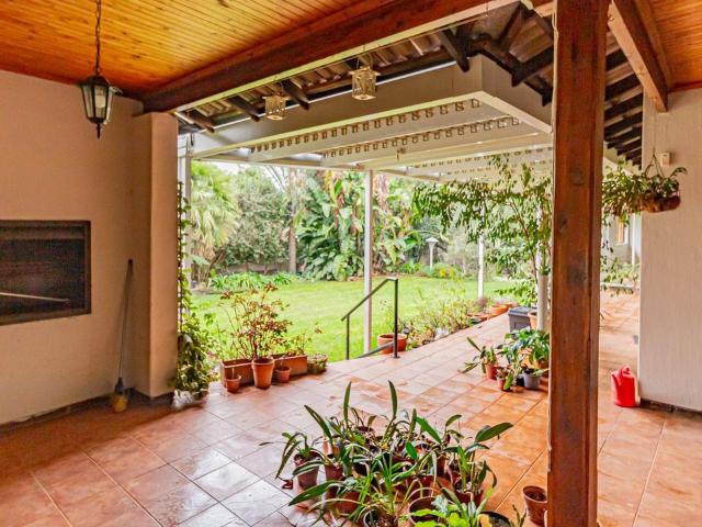 5 Bedroom house sold in Sundowner, Randburg
