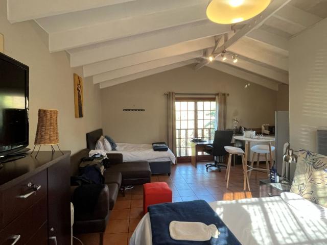 5 Bedroom House For Sale in Paulshof