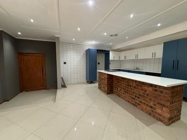 5 Bedroom House For Sale in Phalaborwa
