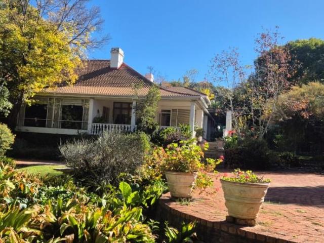 5 Bedroom house for sale in Waverley, Bloemfontein