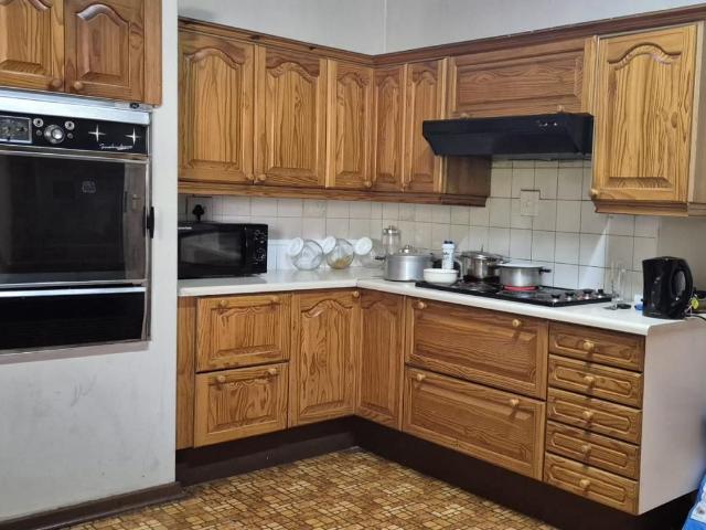 5 Bedroom house for sale in Uitsig, Bloemfontein
