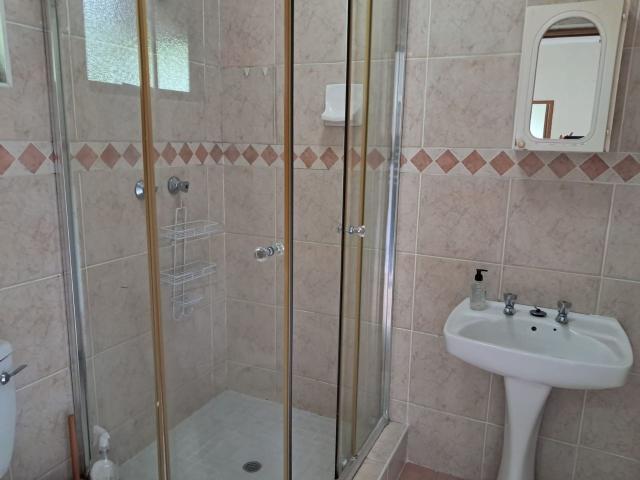 5 Bedroom House For Sale in Zinkwazi Beach