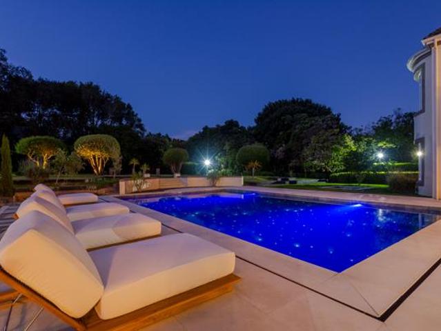 5 Bedroom House in Constantia