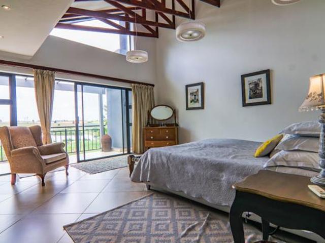5 Bedroom House in Copperleaf Estate