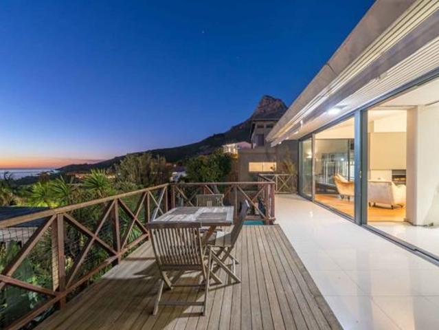 5 Bedroom House in Camps Bay