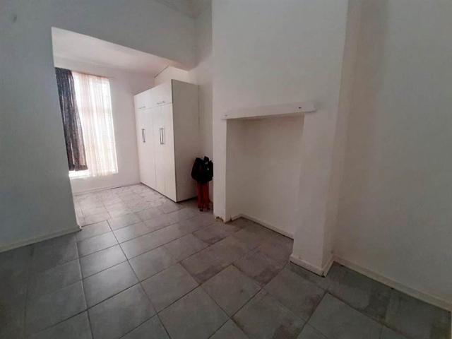 5 Bedroom House in Cannon Hill