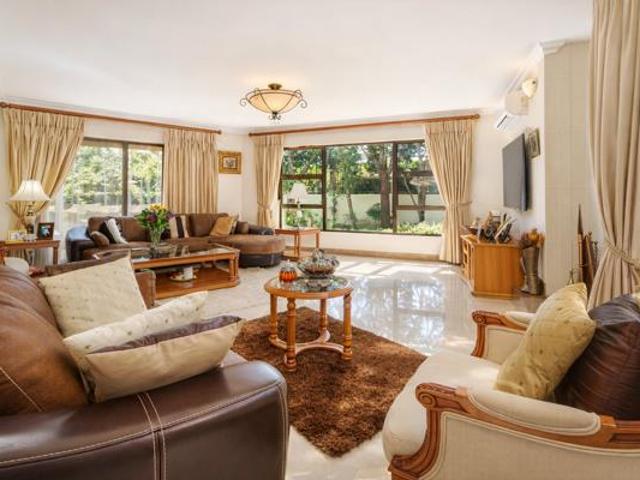 5 Bedroom House in Caribbean Beach Club