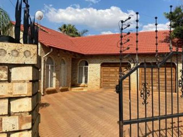 5 Bedroom House in Carletonville
