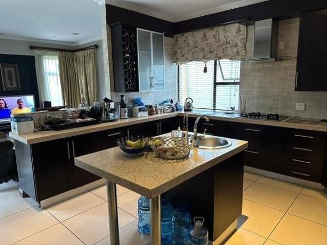 5 Bedroom House in Carlswald North Estate