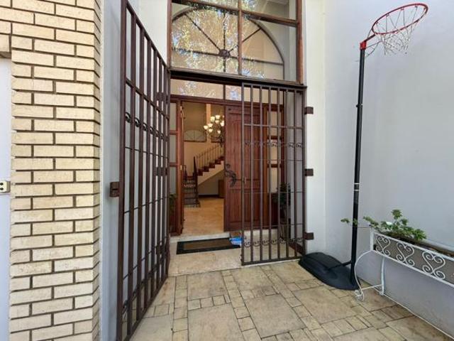 5 Bedroom House in Cashan