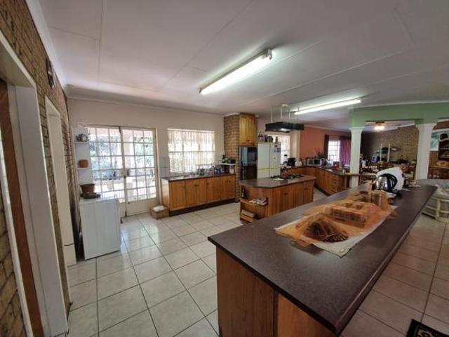 5 Bedroom House in Cashan