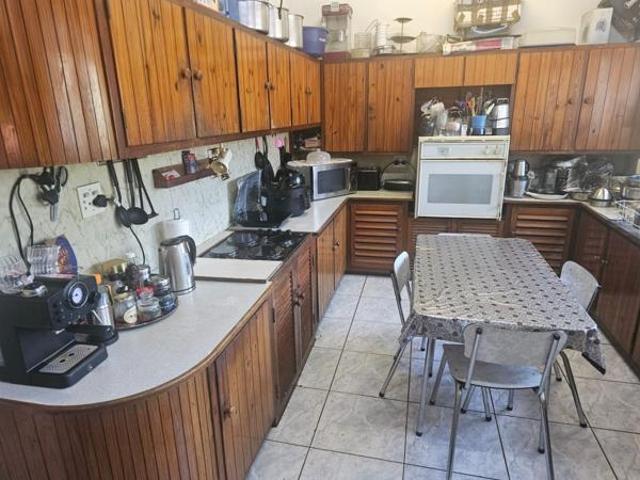 5 Bedroom House in Chasedene