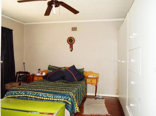 5 Bedroom House in Charleston Hill
