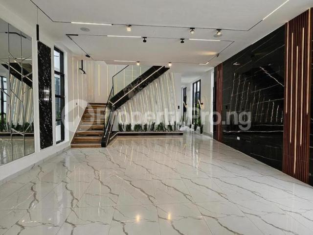 5 Bedroom House in chevron Lekki Lagos | House for sale in lekki | House in lekki | 5 Bedroom | PropertyPro Nigeria