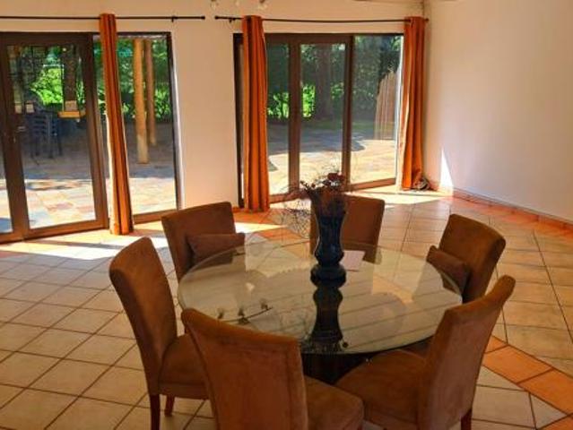 5 Bedroom House in Club Nautique