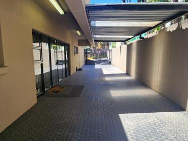 5 Bedroom House in Claudius