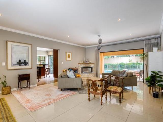 5 Bedroom House in Craighall