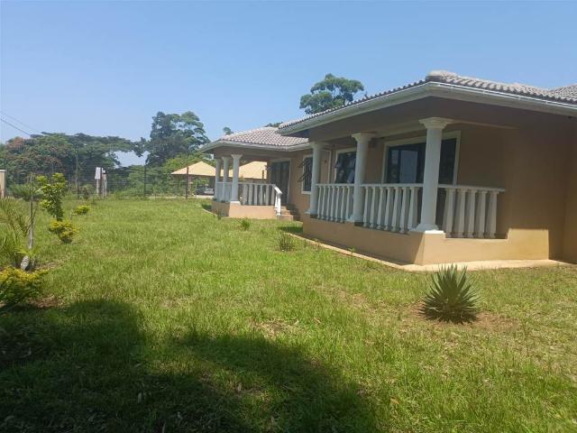 5 Bedroom House in Crestholme
