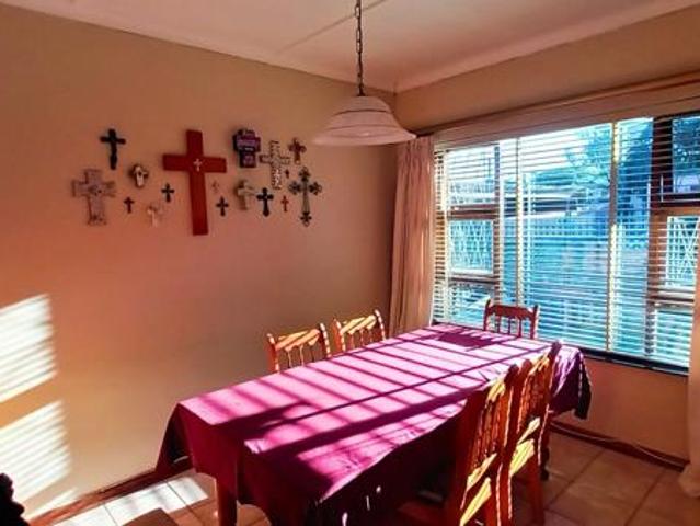 5 Bedroom House in Amalinda North
