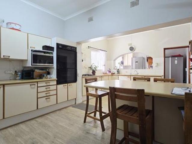5 Bedroom House in Amandelrug