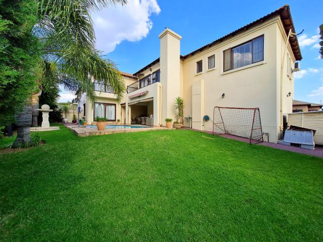 5 Bedroom House in Amberfield