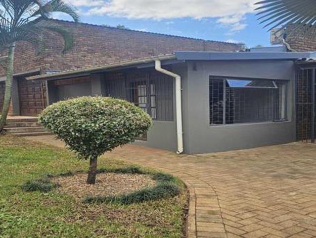 5 Bedroom House in Aquapark