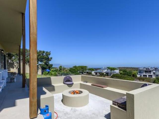 5 Bedroom House in Atlantic Beach Golf Estate