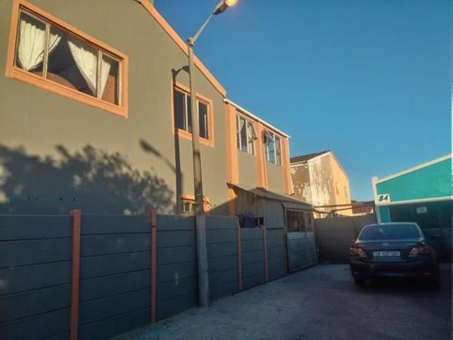5 Bedroom House in Beacon Valley