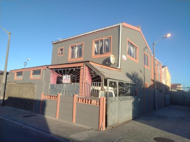 5 Bedroom House in Beacon Valley