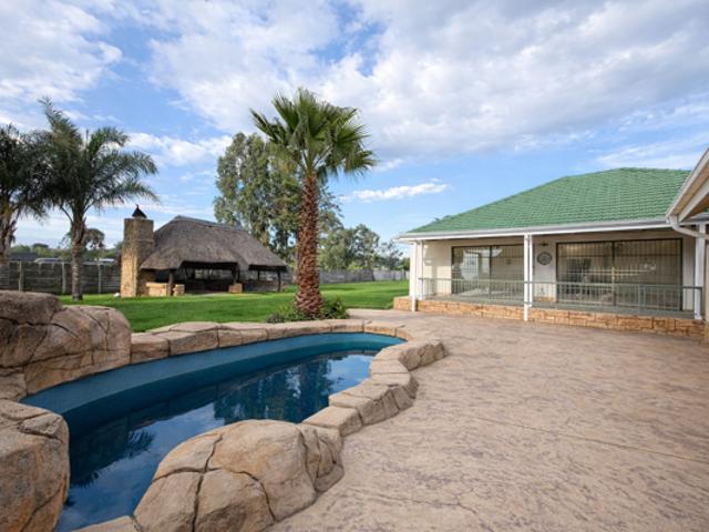 5 Bedroom House in Bedfordview