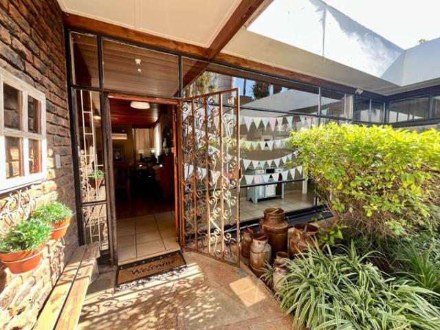 5 Bedroom House in Bela Warmbaths