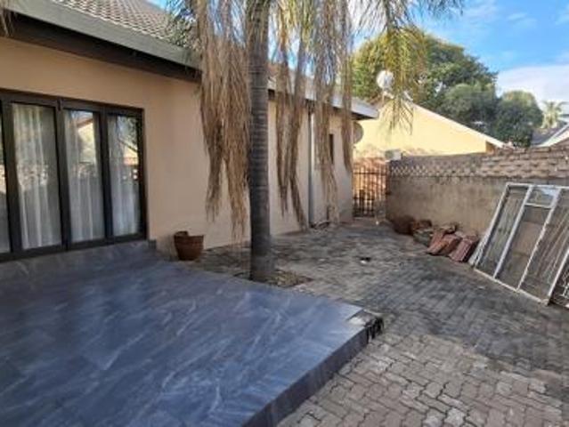 5 Bedroom House in Bela Warmbaths
