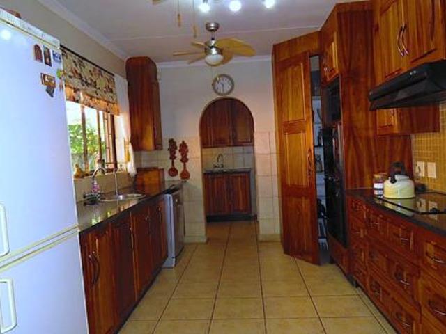 5 Bedroom House in Bela Warmbaths