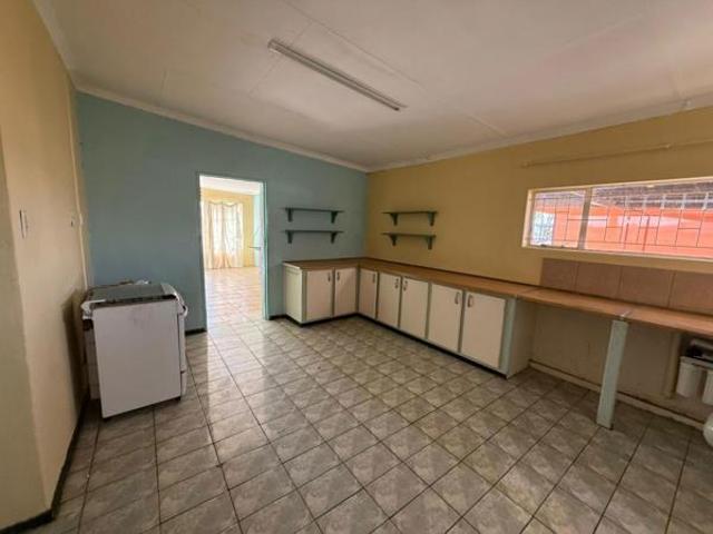5 Bedroom House in Belfast