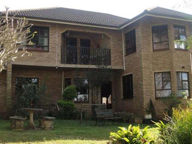 5 Bedroom House in Bellevue
