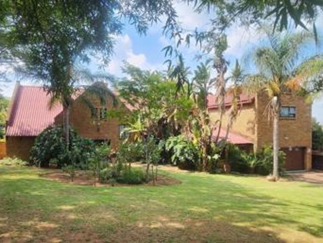 5 Bedroom House in Ben Fleur