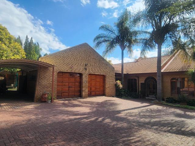 5 Bedroom House in Ben Fleur