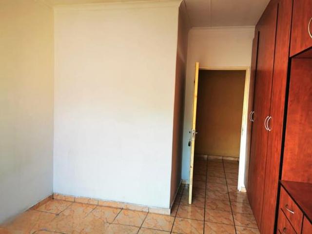 5 Bedroom House in Ben Fleur