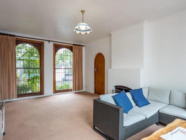 5 Bedroom House in Bergvliet