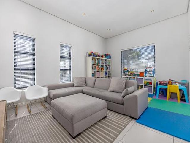 5 Bedroom House in Big Bay