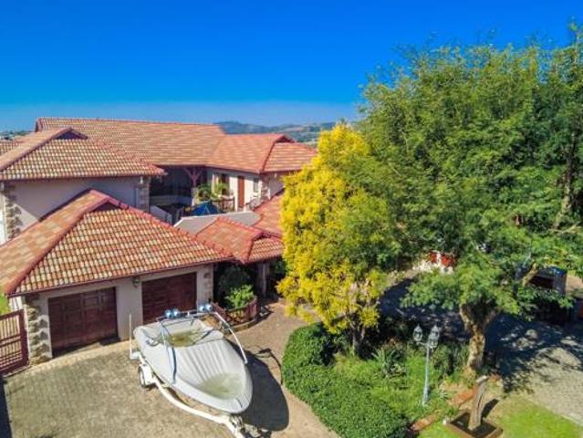 5 Bedroom House in Birdwood Estate