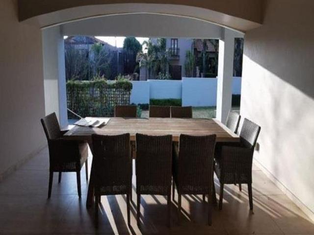 5 Bedroom House in Blue Valley Golf Estate