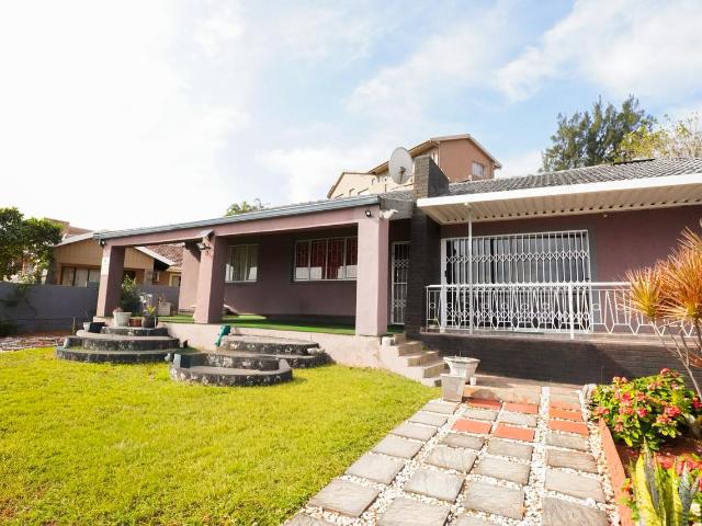 5 Bedroom House in Bluff