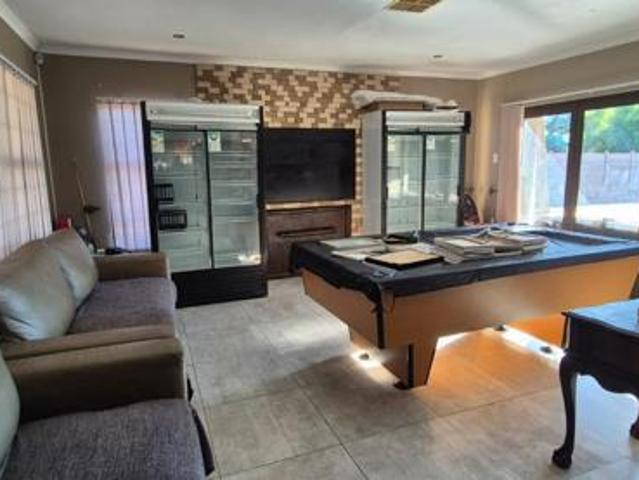 5 Bedroom House in Blydeville