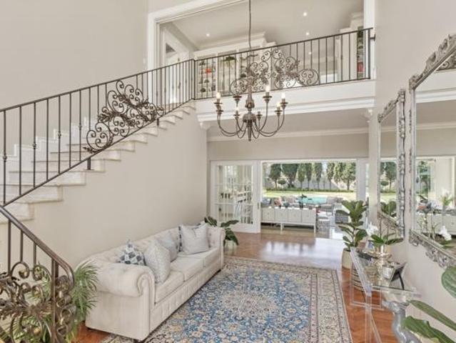 5 Bedroom House in Bryanston